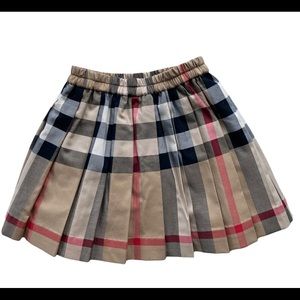 Burberry kids girls skirt. 12 months. New with tag.